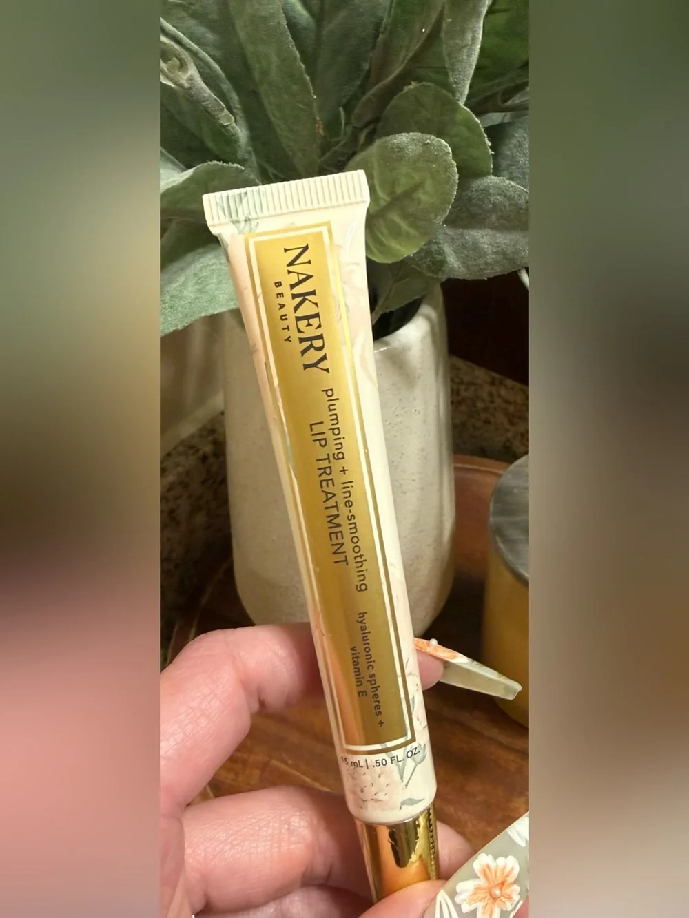 Nakery Lip Treatment - Plumping & Line-Smoothing - Hyaluronic Spheres